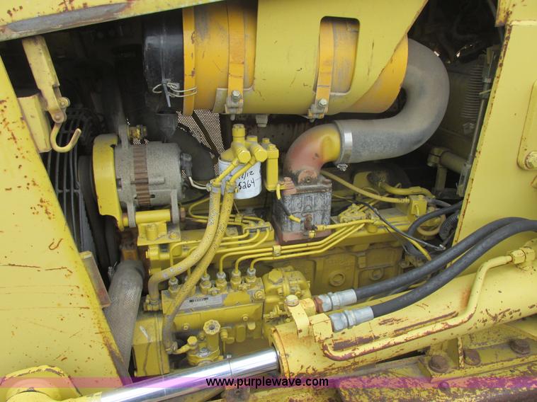 image for item I2566 Komatsu D31E dozer