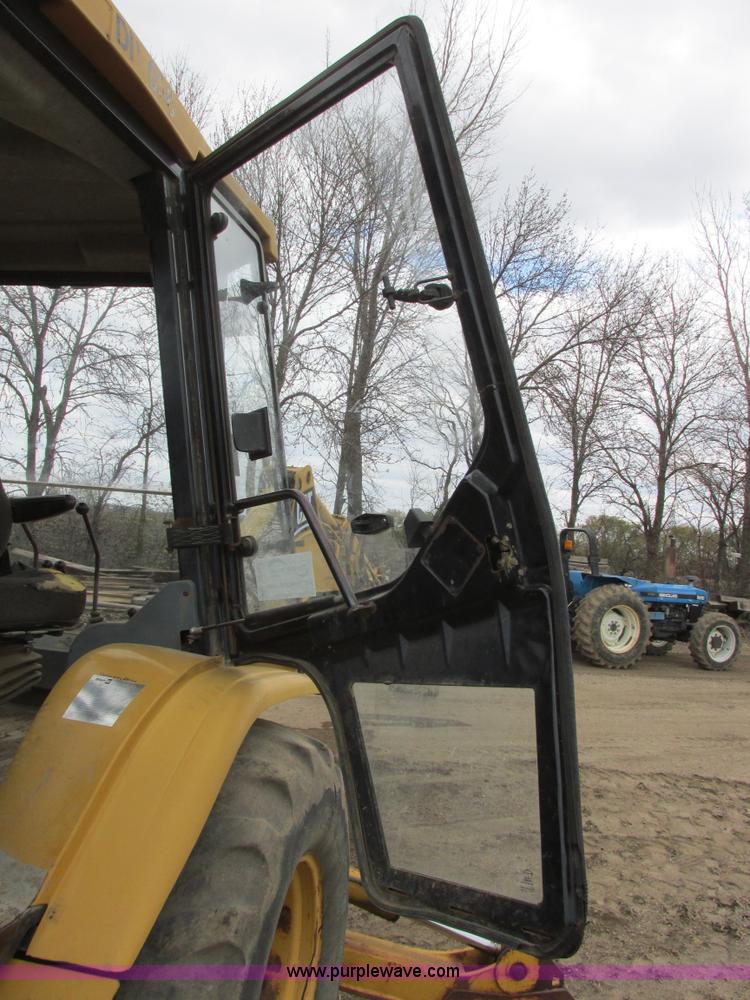 image for item I2567 1998 Caterpillar 416C backhoe