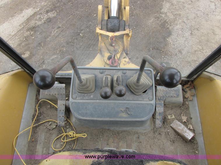 image for item I2567 1998 Caterpillar 416C backhoe
