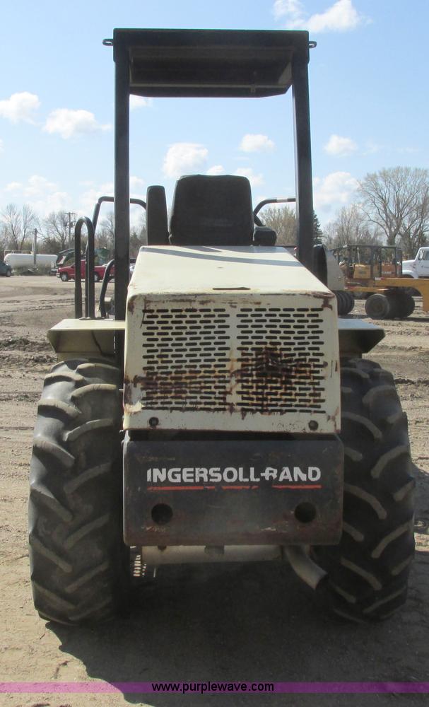 image for item I2568 1998 Ingersoll Rand SD-70F Pro Pac vibratory pad foot compactor