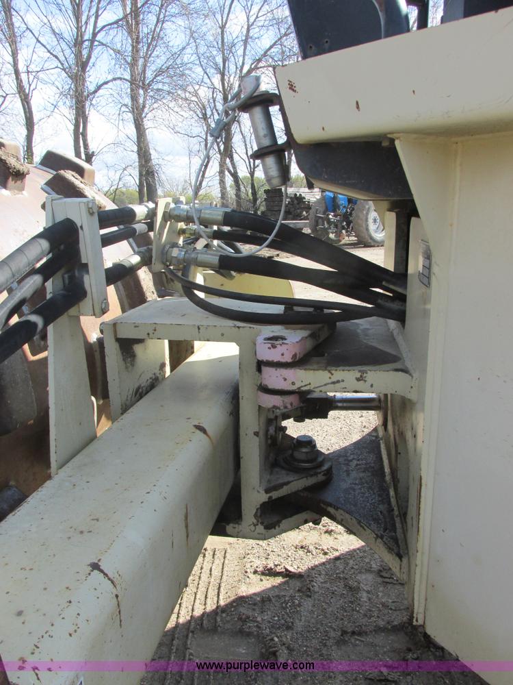 image for item I2568 1998 Ingersoll Rand SD-70F Pro Pac vibratory pad foot compactor