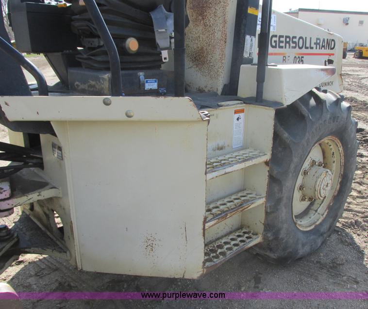 image for item I2568 1998 Ingersoll Rand SD-70F Pro Pac vibratory pad foot compactor