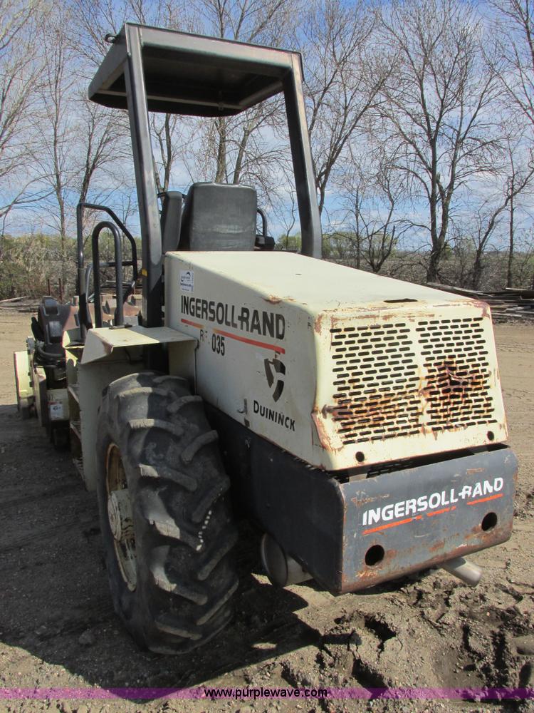 image for item I2568 1998 Ingersoll Rand SD-70F Pro Pac vibratory pad foot compactor