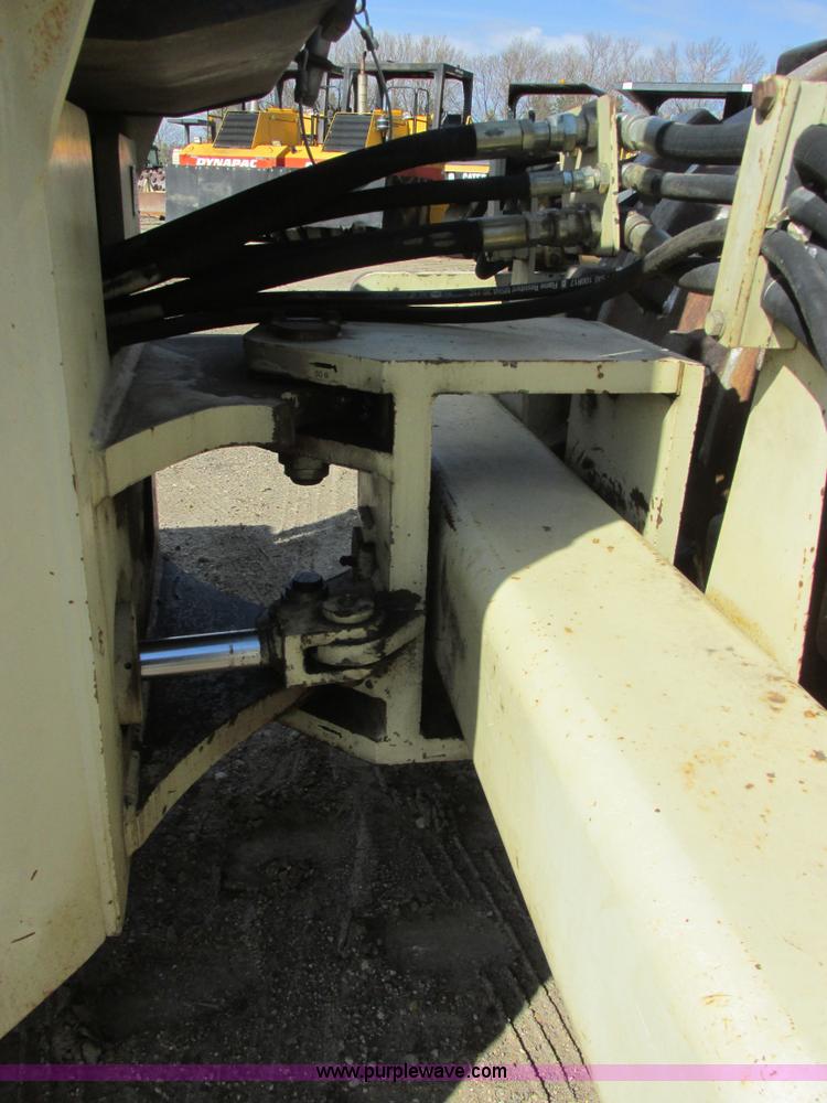 image for item I2568 1998 Ingersoll Rand SD-70F Pro Pac vibratory pad foot compactor