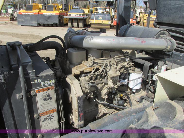 image for item I2568 1998 Ingersoll Rand SD-70F Pro Pac vibratory pad foot compactor