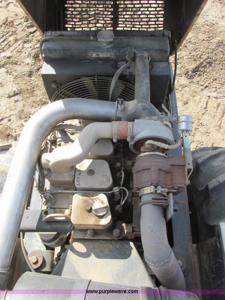 image for item I2568 1998 Ingersoll Rand SD-70F Pro Pac vibratory pad foot compactor