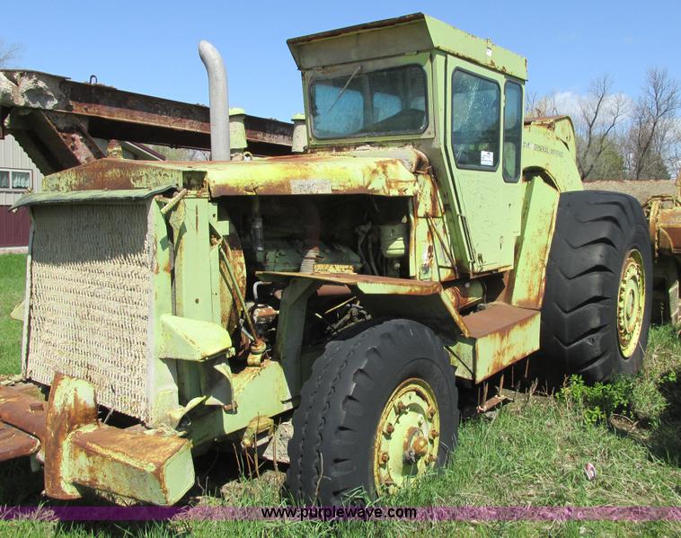 image for item I2570 Euclid 34LDT tractor scraper