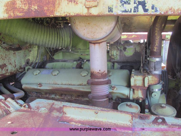 image for item I2570 Euclid 34LDT tractor scraper