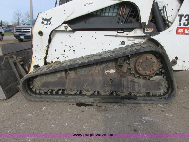 image for item I2630 2010 Bobcat T300 skid steer