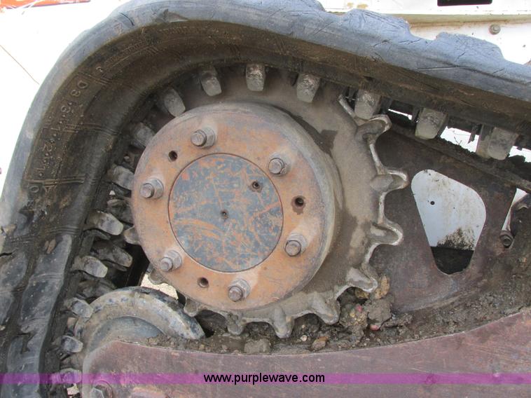 image for item I2630 2010 Bobcat T300 skid steer