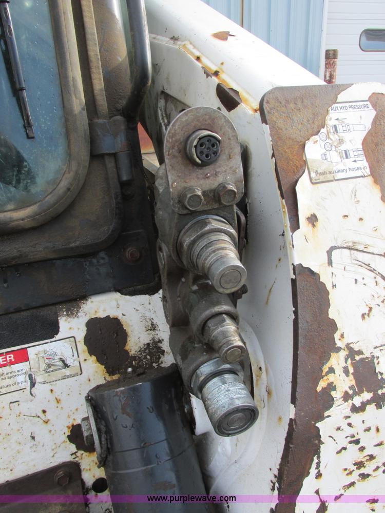 image for item I2630 2010 Bobcat T300 skid steer