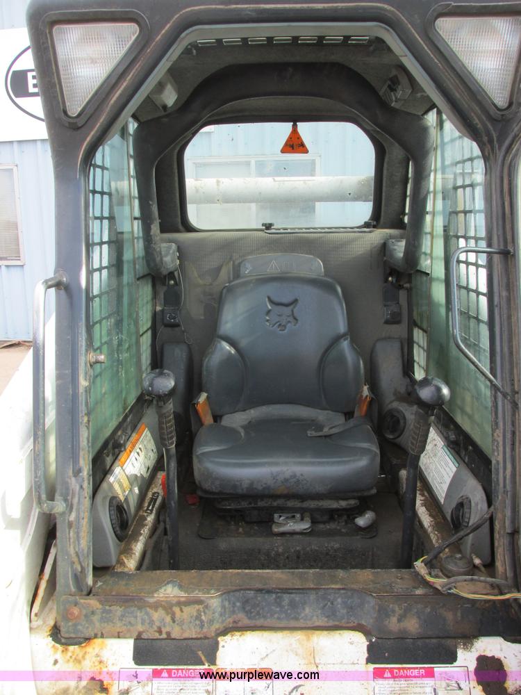 image for item I2630 2010 Bobcat T300 skid steer