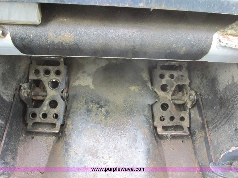 image for item I2630 2010 Bobcat T300 skid steer