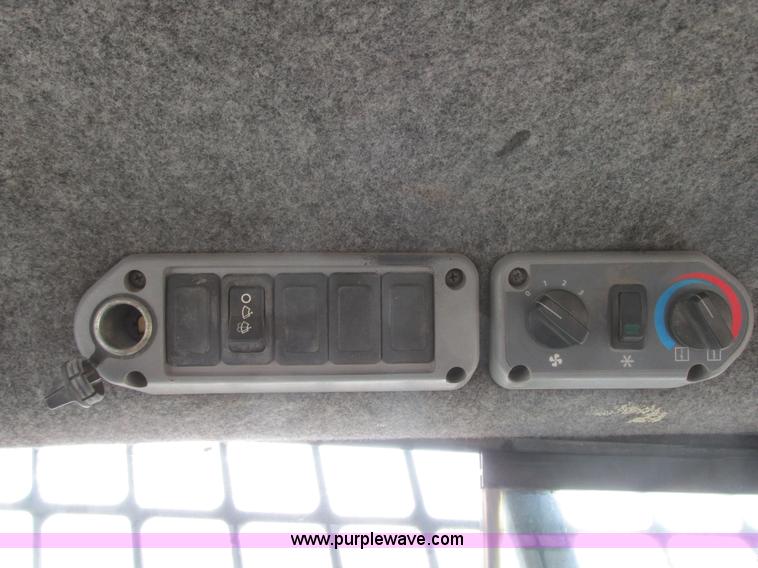 image for item I2630 2010 Bobcat T300 skid steer