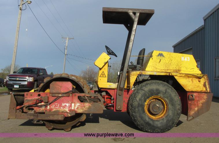 image for item I2631 1994 Dynapac CA121 sheeps foot vibrating compactor