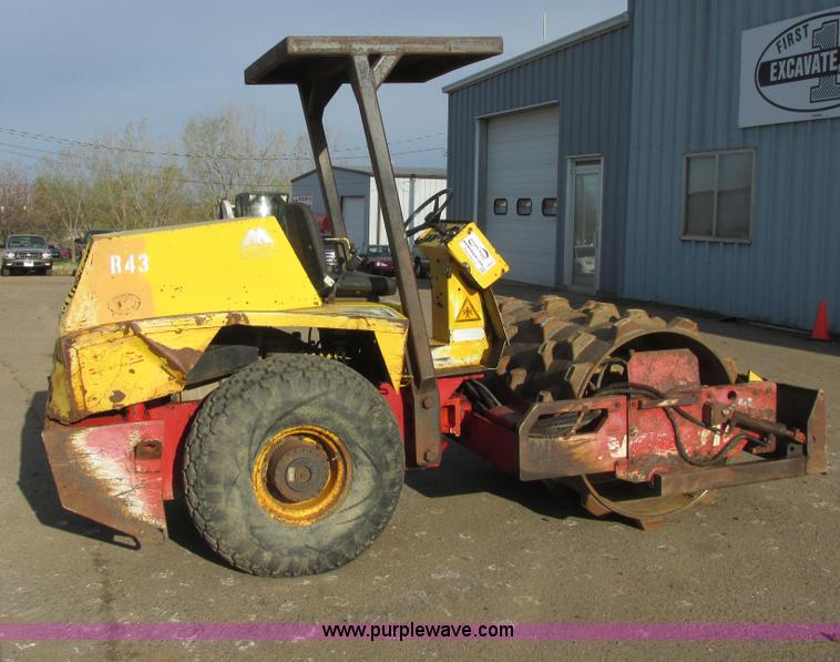 image for item I2631 1994 Dynapac CA121 sheeps foot vibrating compactor