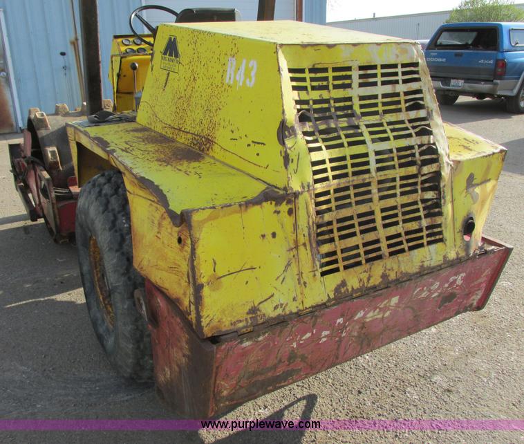 image for item I2631 1994 Dynapac CA121 sheeps foot vibrating compactor