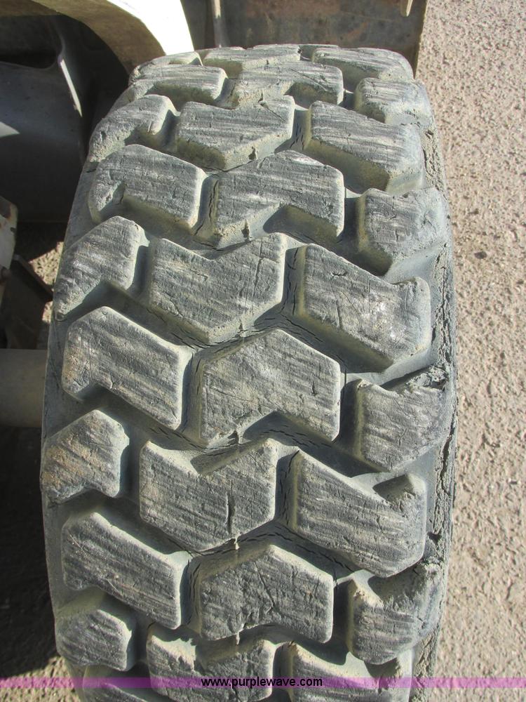 image for item I2632 1997 Bobcat 763 skid steer