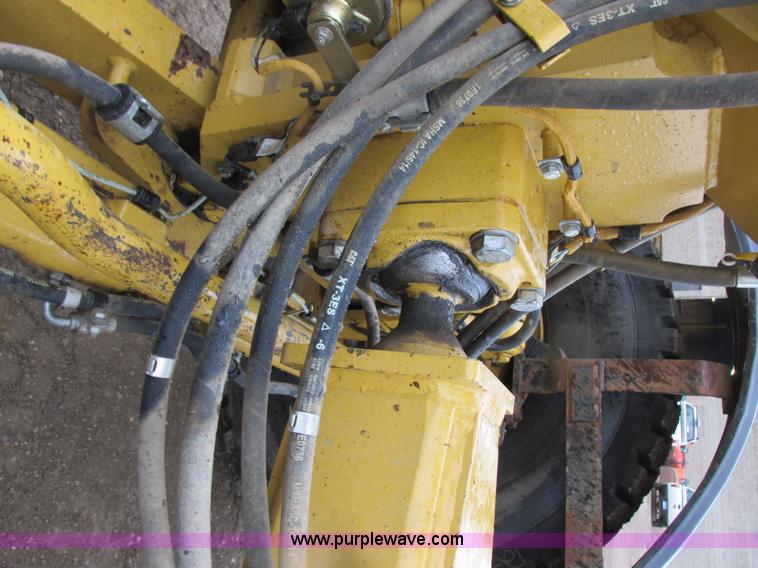 image for item I2633 2009 Caterpillar 140M AWD motor grader