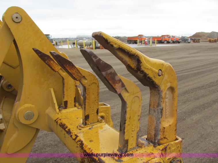 image for item I2633 2009 Caterpillar 140M AWD motor grader