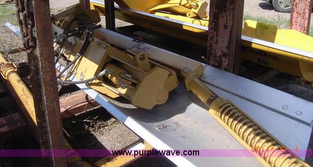 image for item I2633 2009 Caterpillar 140M AWD motor grader