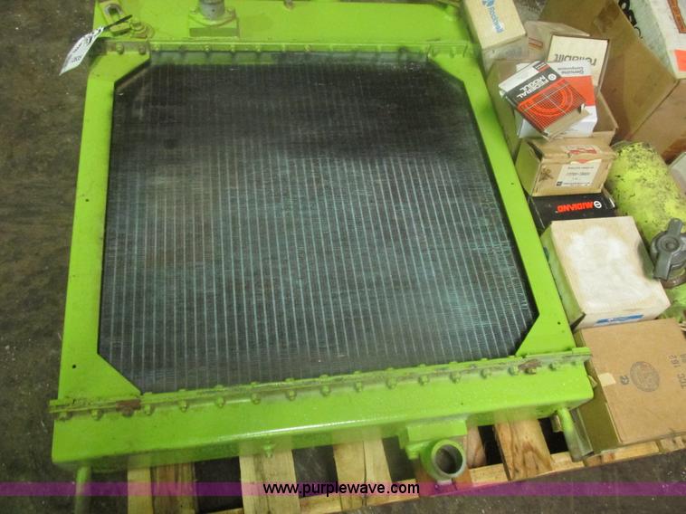 image for item I2635 Assorted Terex TS14 scraper parts