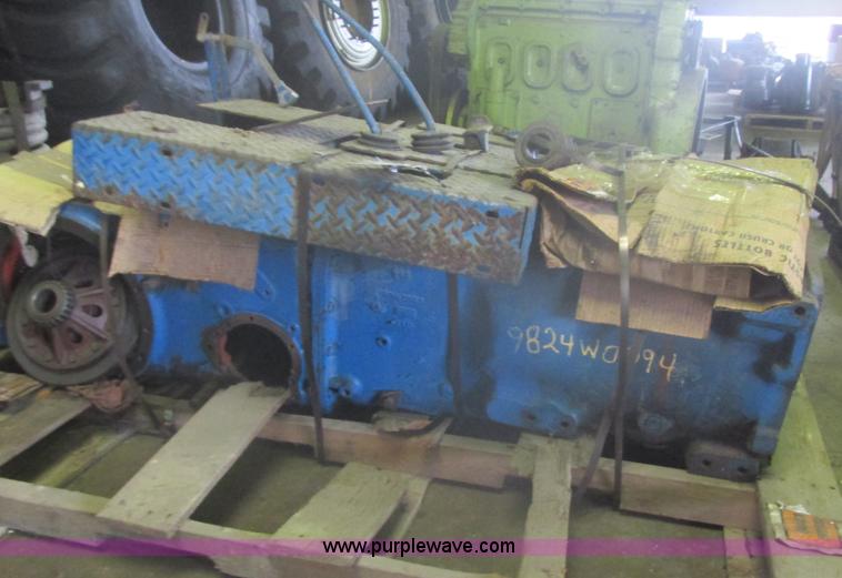 image for item I2652 Ford 5000 tractor transmission