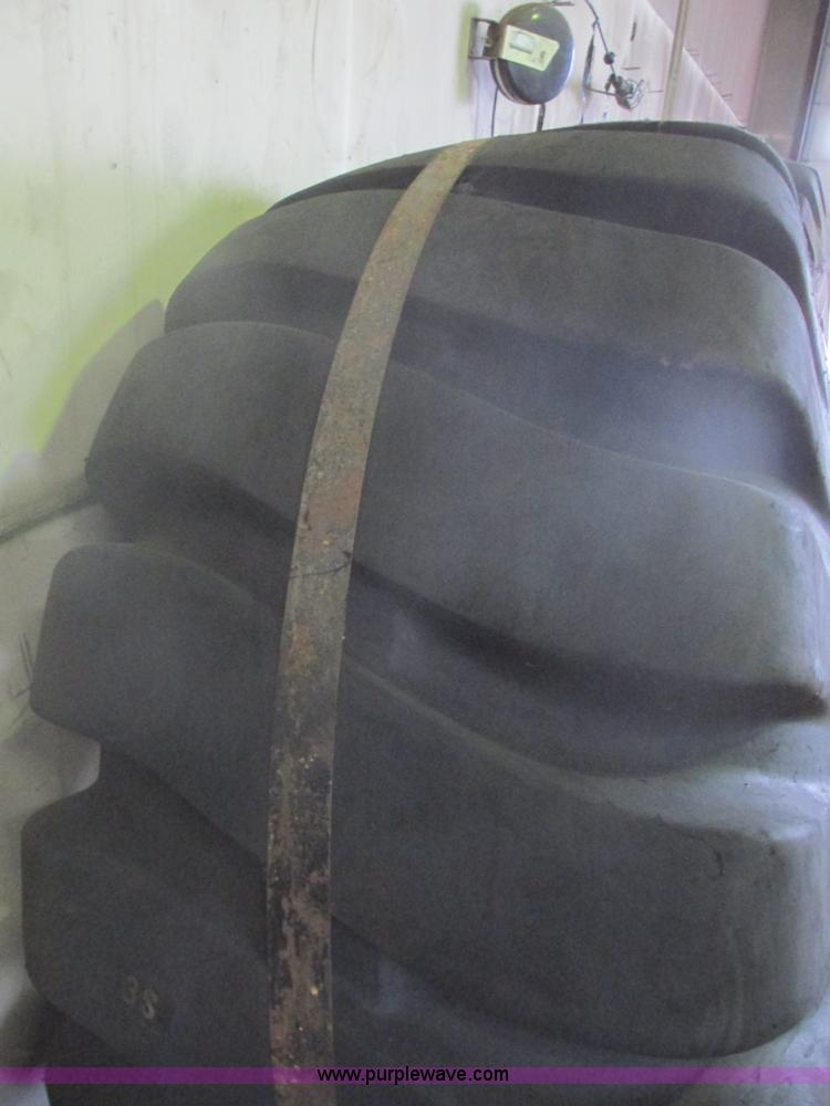 image for item I2655 (2) Goodyear 29.5-25 E-3 tires