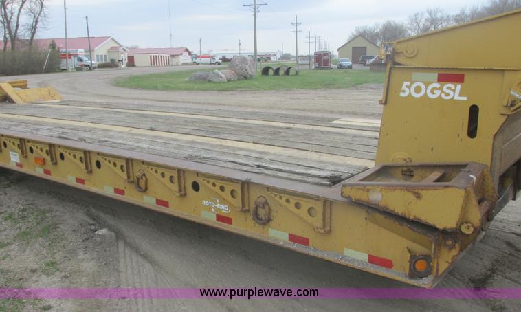 image for item I2692 2000 Eager Beaver 50GSL triple axle detachable lowboy trailer