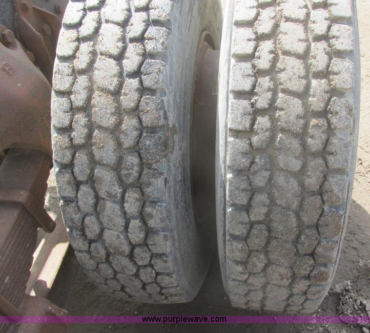 image for item I2694 1978 Ford semi truck