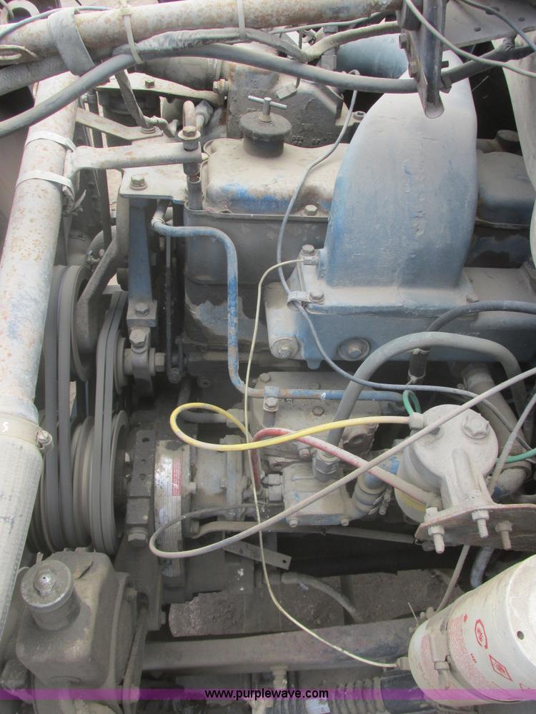 image for item I2694 1978 Ford semi truck