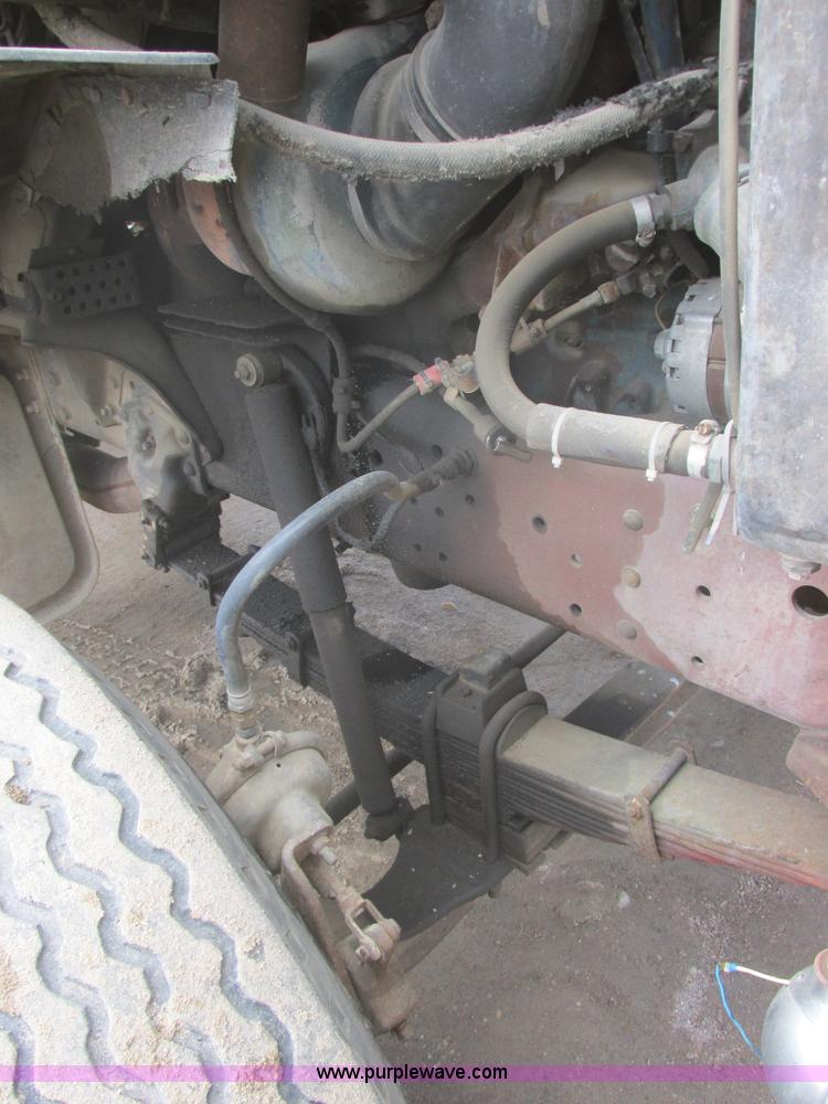 image for item I2694 1978 Ford semi truck