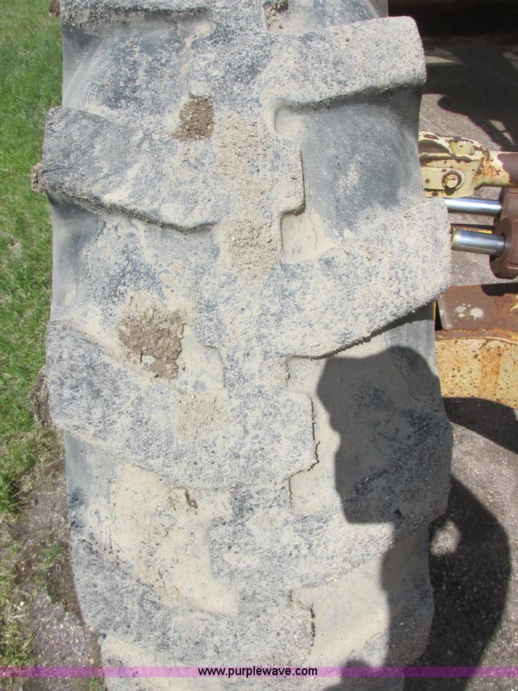 image for item I2695 1979 Champion 740A articulated motor grader