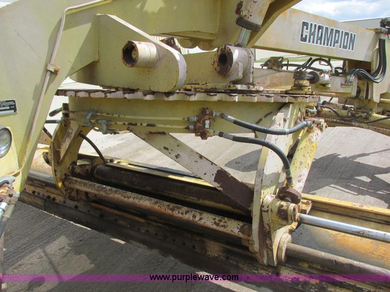 image for item I2695 1979 Champion 740A articulated motor grader