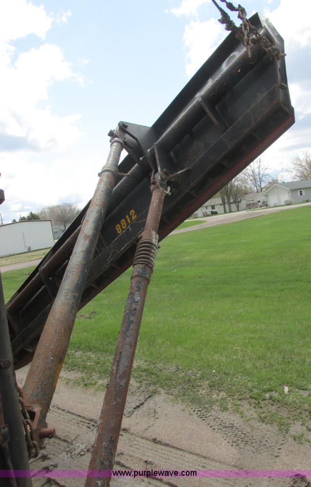 image for item I2695 1979 Champion 740A articulated motor grader
