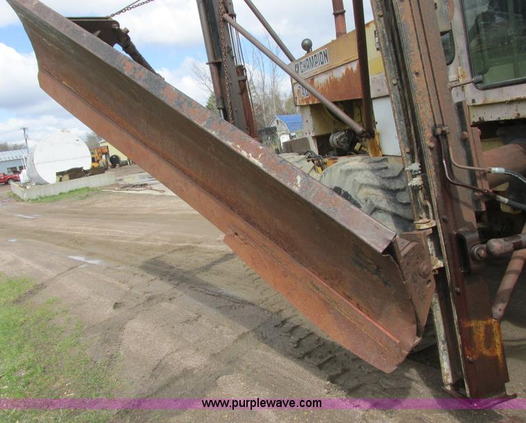 image for item I2695 1979 Champion 740A articulated motor grader