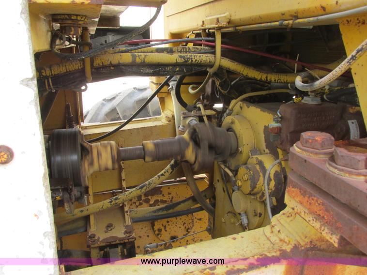 image for item I2695 1979 Champion 740A articulated motor grader
