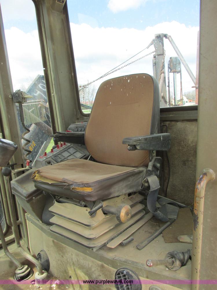 image for item I2695 1979 Champion 740A articulated motor grader