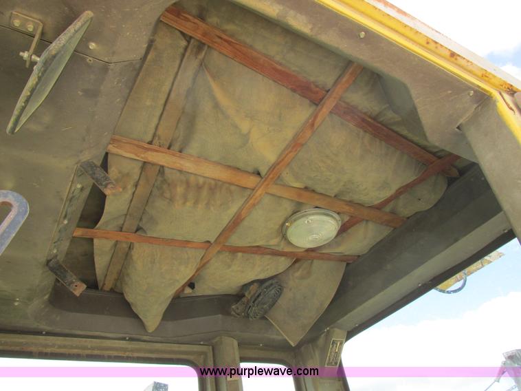 image for item I2695 1979 Champion 740A articulated motor grader