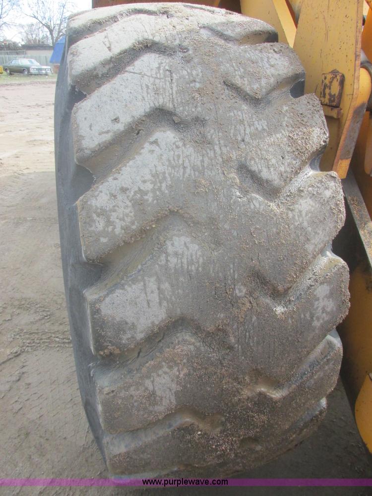 image for item I2702 1979 Fiat-Allis 745C wheel loader
