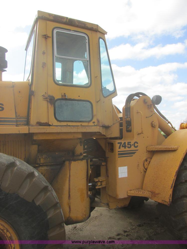 image for item I2702 1979 Fiat-Allis 745C wheel loader
