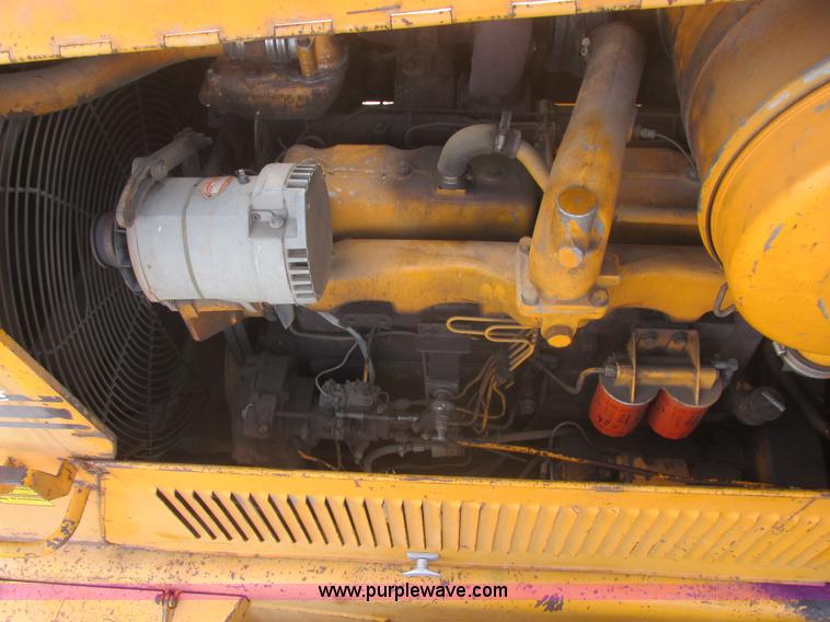 image for item I2702 1979 Fiat-Allis 745C wheel loader