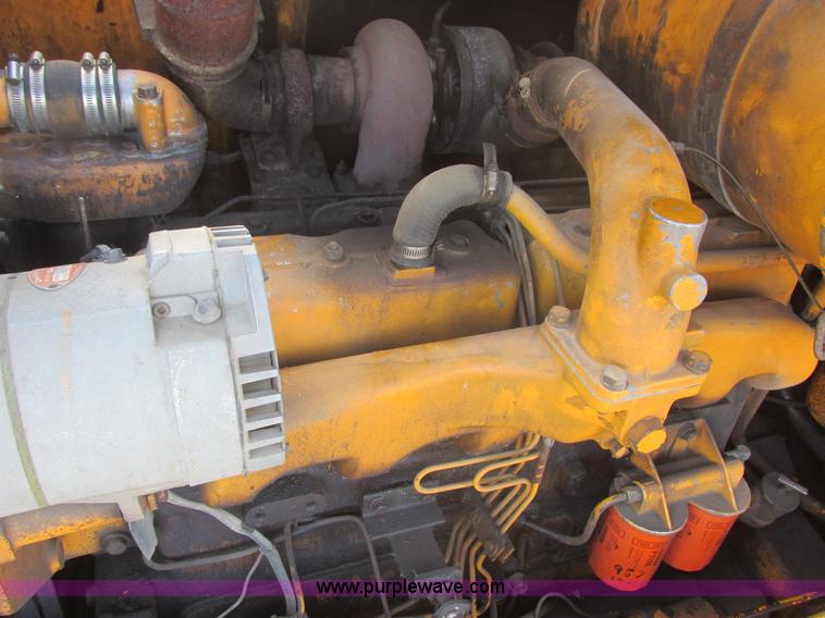 image for item I2702 1979 Fiat-Allis 745C wheel loader