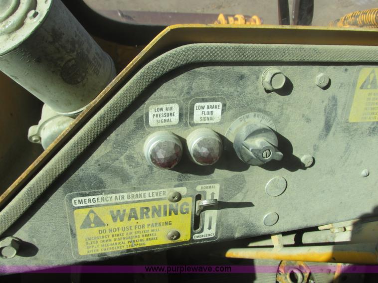 image for item I2702 1979 Fiat-Allis 745C wheel loader
