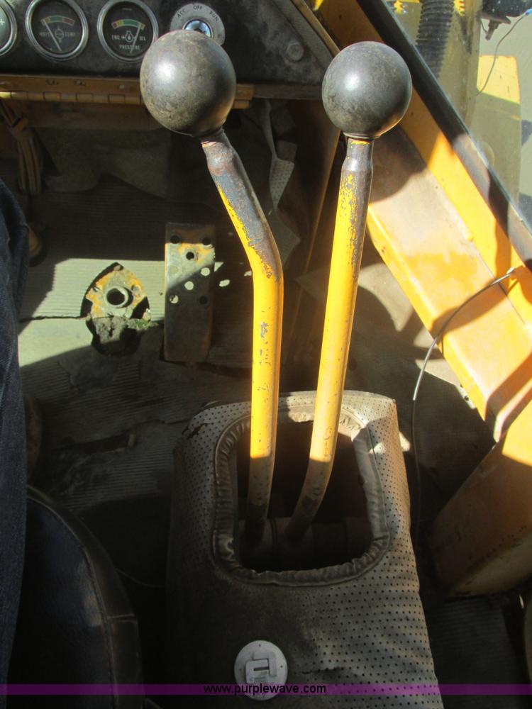 image for item I2702 1979 Fiat-Allis 745C wheel loader