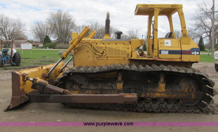 image for item I2703 1984 Komatsu D65P-8LGP dozer