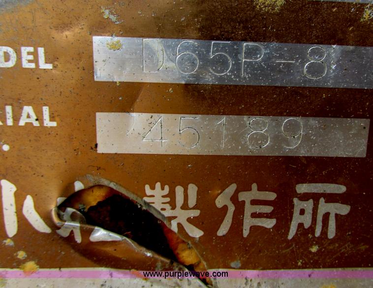 image for item I2703 1984 Komatsu D65P-8LGP dozer