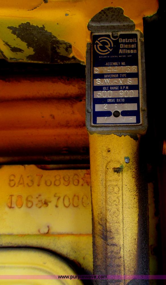 image for item I2704 1984 Champion 740B motor grader