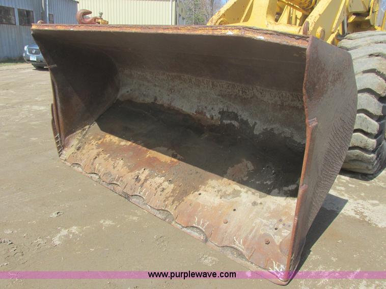 image for item I2705 1979 Hough-International H90E wheel loader