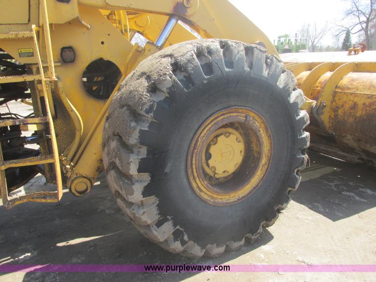 image for item I2705 1979 Hough-International H90E wheel loader